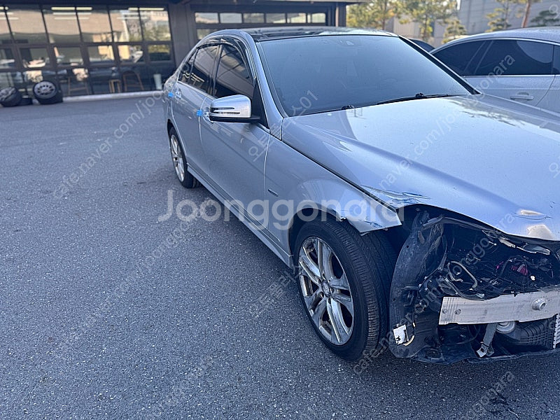 벤츠 W204 후기 C220 CDI 2012 부품차량입...--1