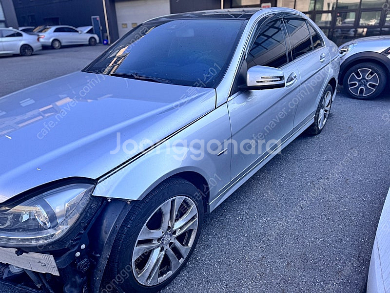벤츠 W204 후기 C220 CDI 2012 부품차량입...--2