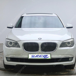 BMW7시리즈 (F01) 740 Li중고차 할부 리스 카드 저신용자 전액할부 가능합니다