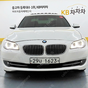 BMW5시리즈 (F10) 528i중고차 할부 리스 카드 저신용자 전액할부 가능합니다