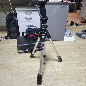 맨프로토 Manfrotto 삼각대 190 + #222