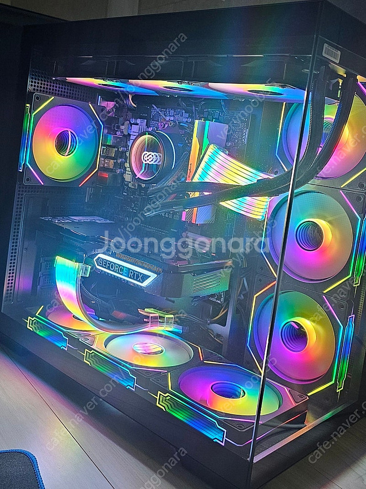 라이젠7 7800X3D RTX4070S 본체 팝니다--1