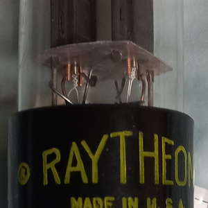 미국 구관 레이시온 (Raytheon) 6SN7GT + 6SN7 to 6N2 변환소켓 팝니다