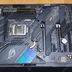 ASUS REG Strix Z-490-E Gaming,ddr4 2666 8*2