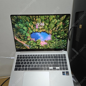 갤럭시북3 프로 (코어i7, 램 32G, 16인치, SSD 1TB, 삼성 NT960XFG-KD72E