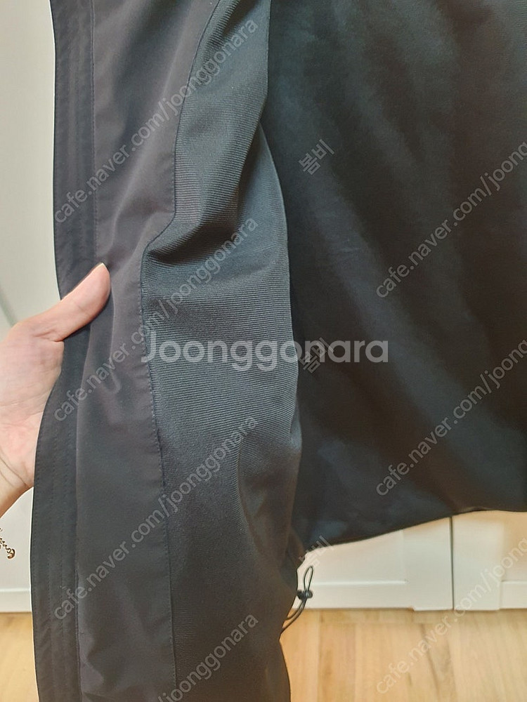 레노마키즈 도톰한 바람막이 점퍼 판매합니다.160--6