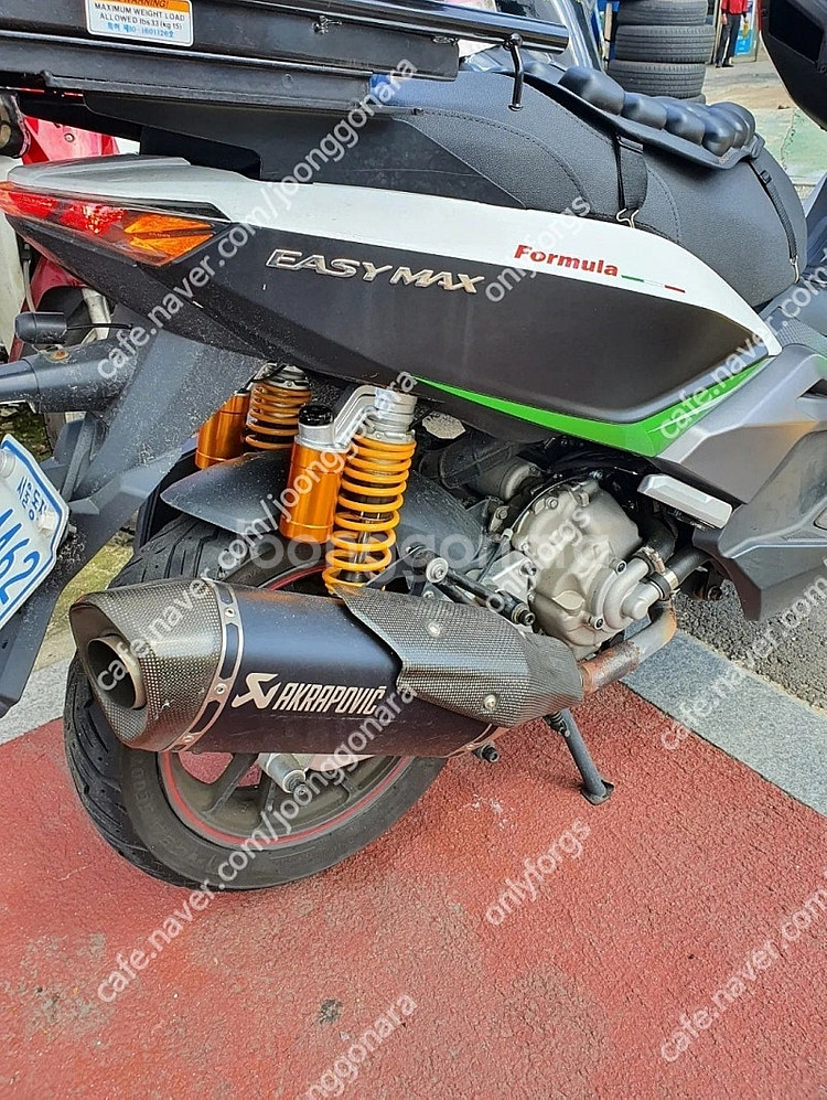 가스쇼바 XMAX , FORZA, NMAX, PCX--1