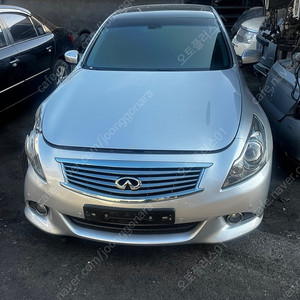 인피니티 G37s 2010 년식 부품차량입니다