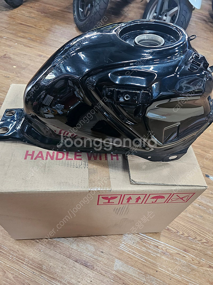 스즈키 GSX-R125 / GSX-S125 기름탱크 블...--2