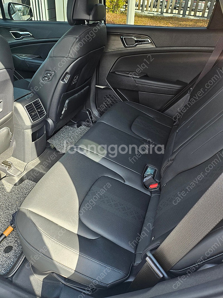 [급매]스포티지 HEV 시그니처 1.1만KM 주말만 판매 해봐요--7