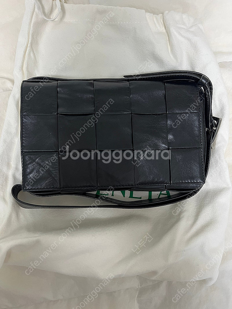 보테가베네타 카세트백 블랙--0