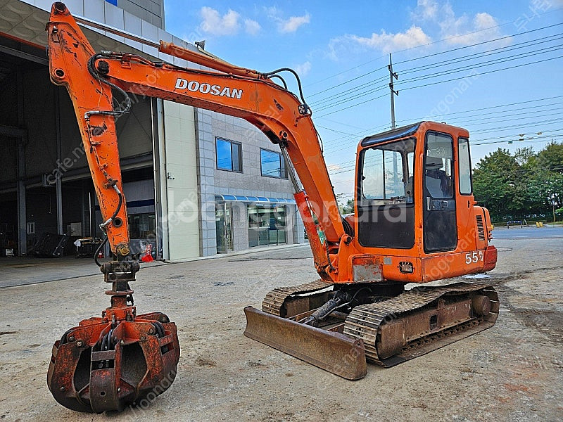 대우 두산 SL55V 2000년식 그라플장착 신형엔진교...--0