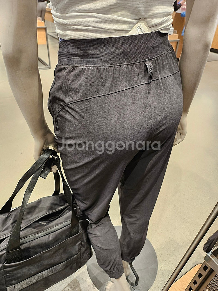 룰루레몬 바지(캐나다 정품)--1