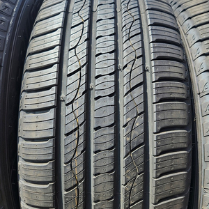 [판매] 금호 크루젠 KL33 255/60R18 24년 신품급 임판 타이어 팝니다