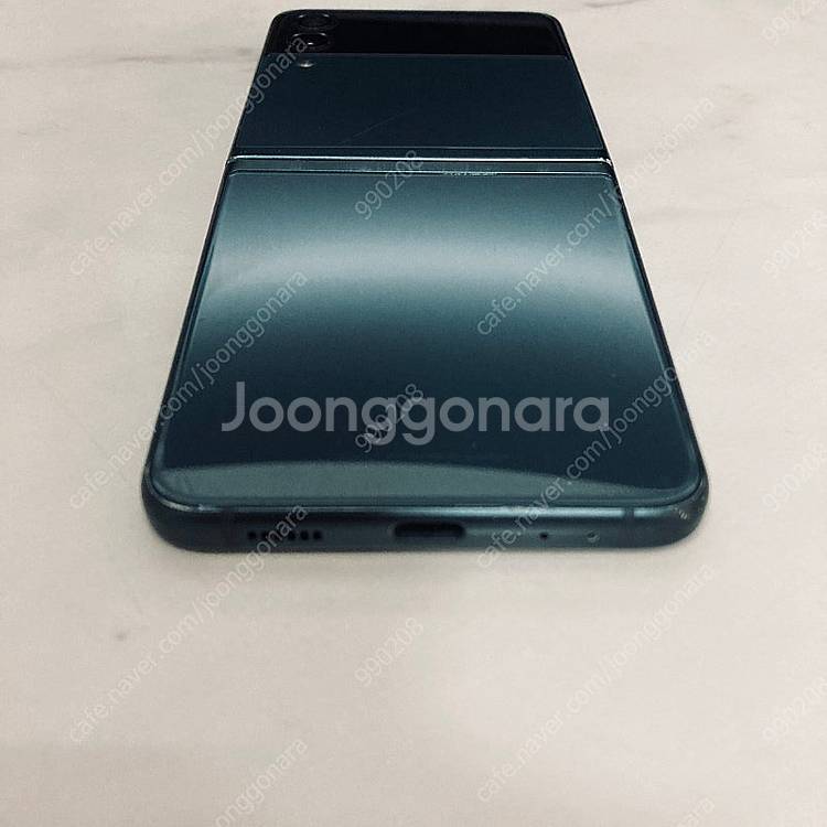 갤럭시 Z플립3 그린 256기가 11만원 판매합니다!--2