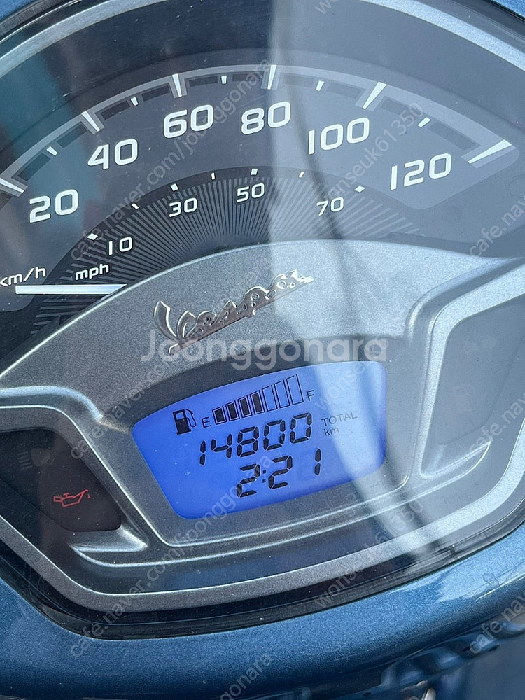 베스파 lx125(20년식) + 주행거리 짧음--0