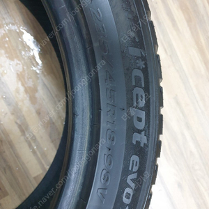 한국 스노우타이어 Winter i cept evo3 235/45R18 테슬라 모델3