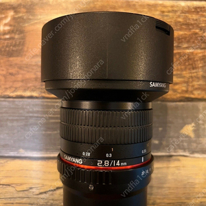 (가격 내림)삼양 14mm f2.8 e마운트 팝니다