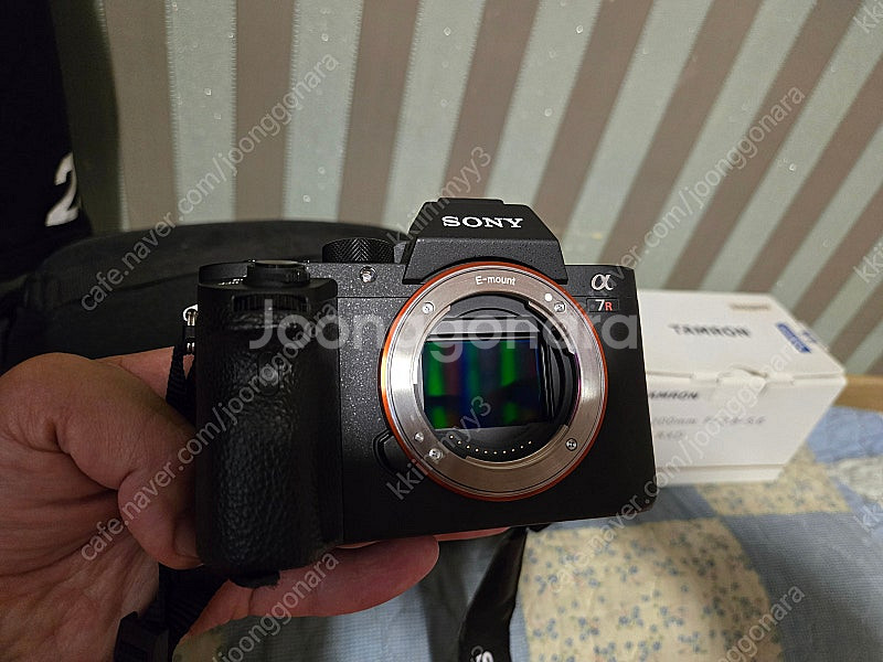 a7r2 + 탐론28200 팝니다.--2