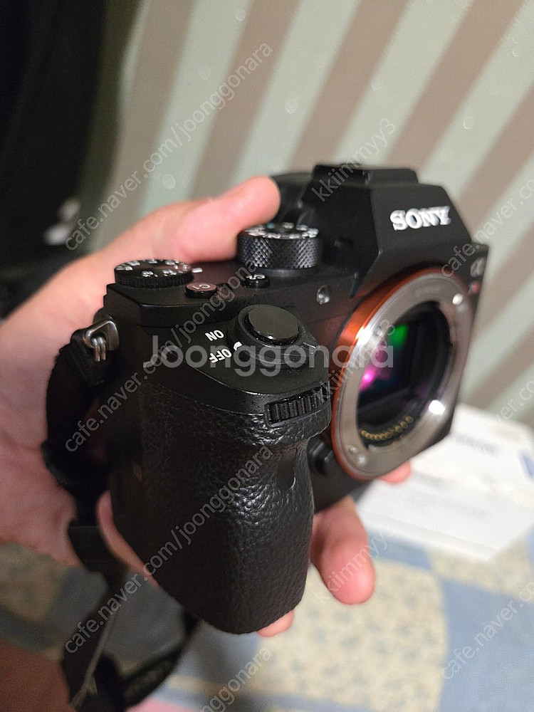 a7r2 + 탐론28200 팝니다.--5