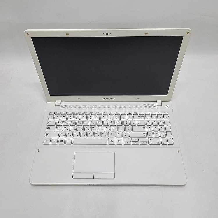 12삼성노트북 인텔코어 SSD/램8G/성능업/화이트--4