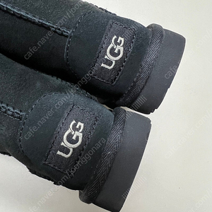 미국 UGG 어그 키즈 클래식 2