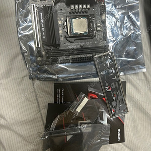 8700k, z390 phantom itx