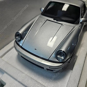 1:18 올모스트리얼 RUF CTR 은색 다이캐스트 판매합니다.