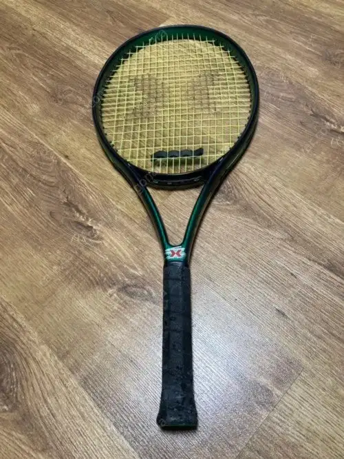 윌슨 스팅 그라파이트 미드사이즈 Wilson Sting 테니스 라켓 + 오버사이즈 라켓 이미지