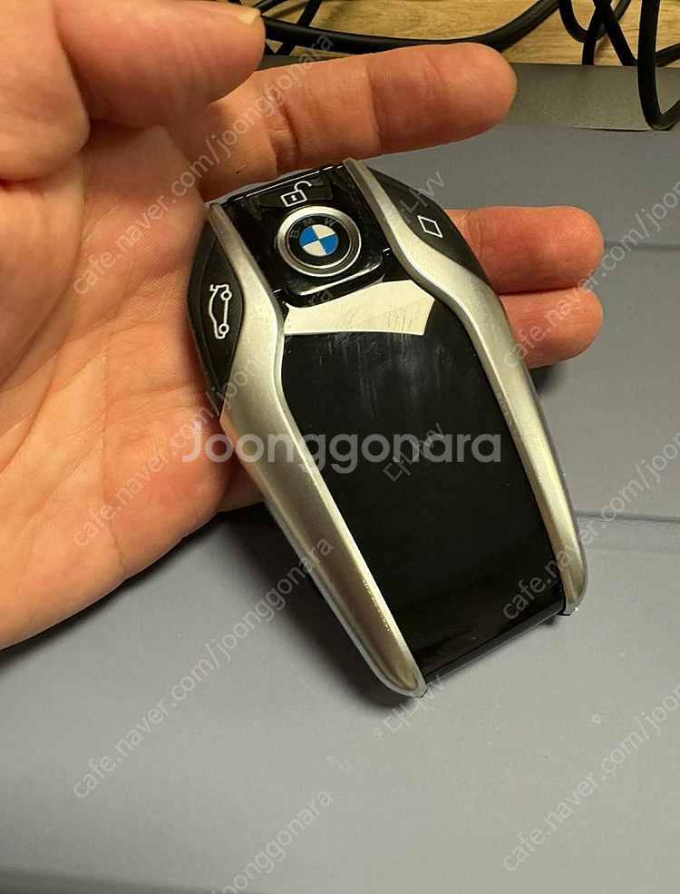 BMW 5시리즈(G30) 디스플레이키 팝니다--3