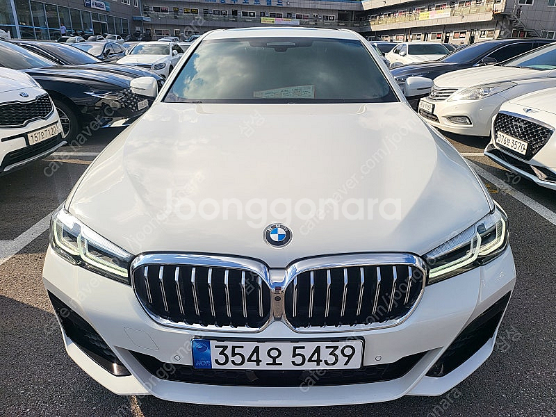 Bmw520i m스포츠 2021년10월등록 무사고--5