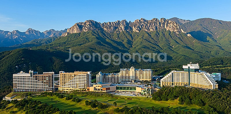 [속초여행] 오늘 델피노 스위트 울산바위뷰 27만 가실...--0