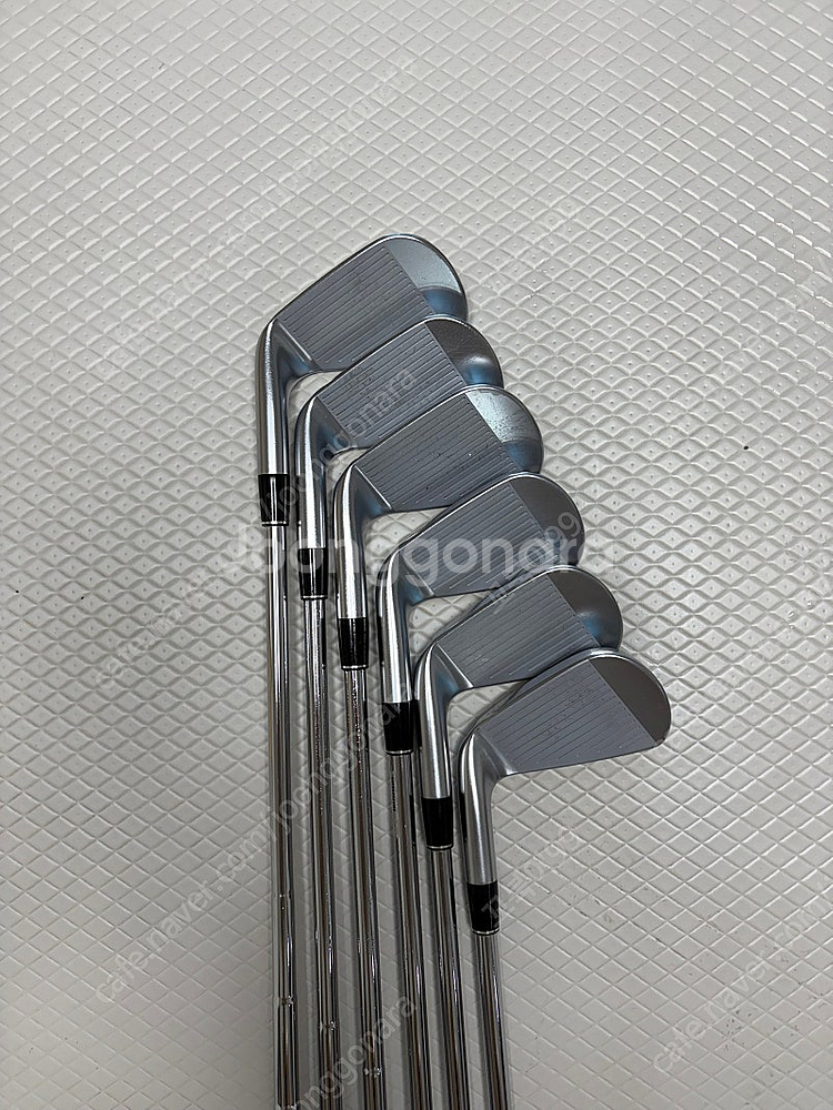 스릭슨 Z forged2 머슬백 5-p 거의 새거 팝니...--3