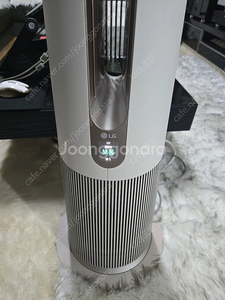 LG퓨리케어 오브제(Objet) 에어로타워 공기청정기.--2