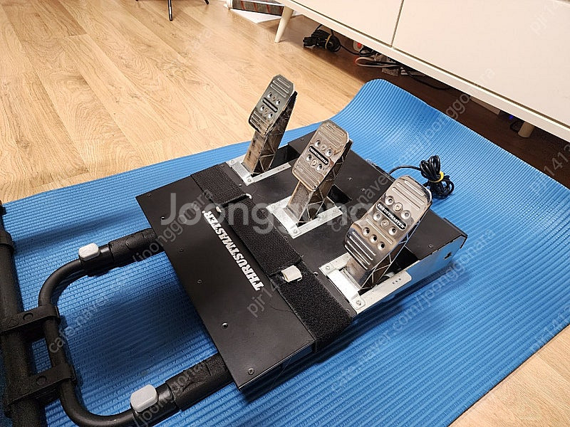 트러스트마스터 t300rs + t3pa pro페달 + ...--2