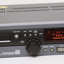 TASCAM CD-RW2000 스튜디오 시디레코더