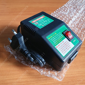 다운트랜스 100W 변압기 220v => 110v 10000원 팝니다.