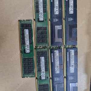 삼성 ddr4 서버램 64g 2개 싸게팝니다