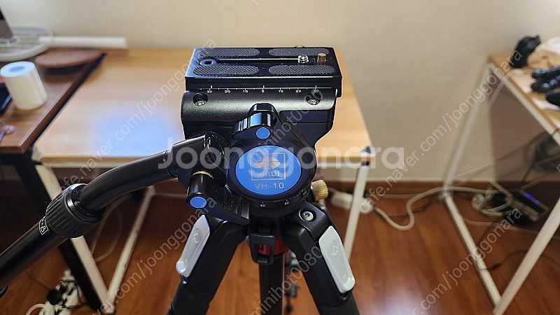 삼각대 맨프로토 MT190XPRO4 + 유압식헤드 시루...--2