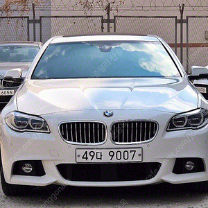 BMW5시리즈 (F10) 520d xDrive M 에어로다이나믹 프로즁고차 할부 리스 카드 저신용자 전액할부 가능합니다