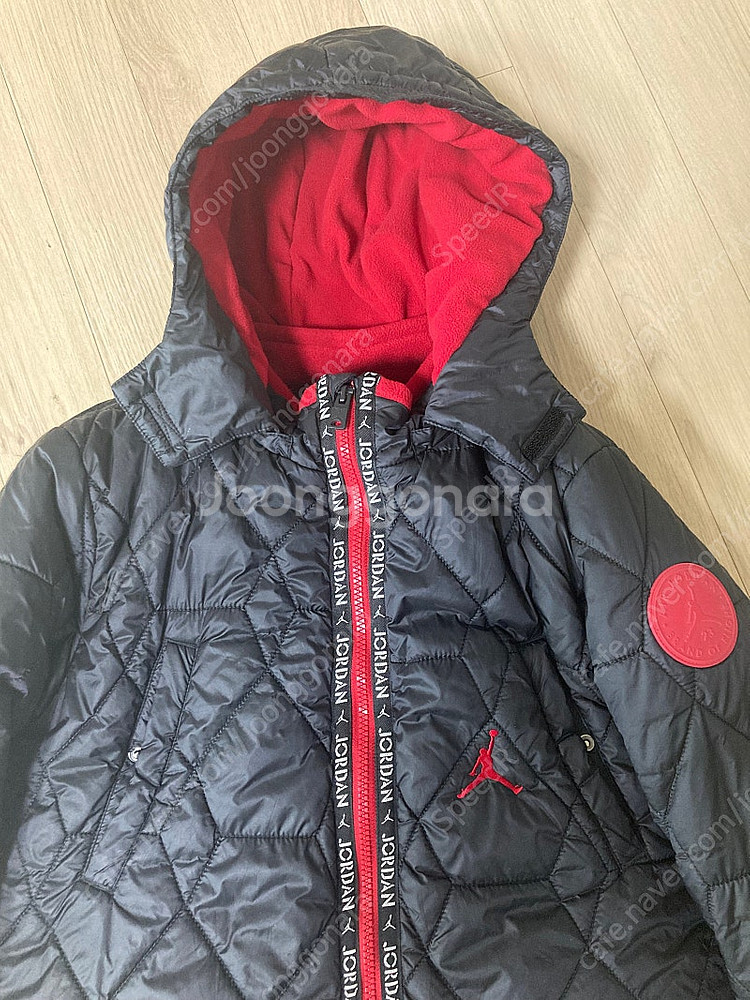 나이키 조던 오리털 점퍼 아동 상의 / 25,000원--1