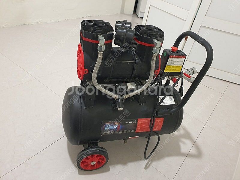 다스트 에억컴프레셔 2마력 18L--1