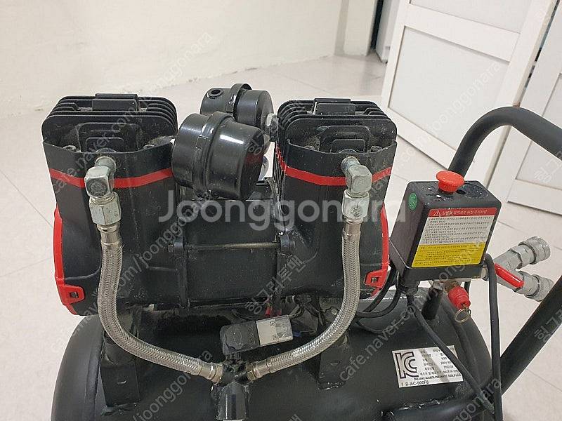 다스트 에억컴프레셔 2마력 18L--2