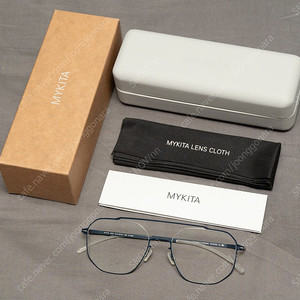 마이키타 아르보 MYKITA ARVO C091 네이비 투브릿지 안경 새상품 판매합니다.