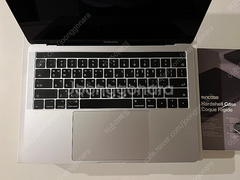 2017년 맥북 프로 13인치 업그레이드형 판매합니다....--2