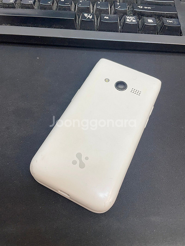 ALT스타일폴더 32GB 화이트 무잔상 상태좋은 중고6...--3