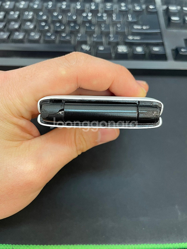 ALT스타일폴더 32GB 화이트 무잔상 상태좋은 중고6...--4