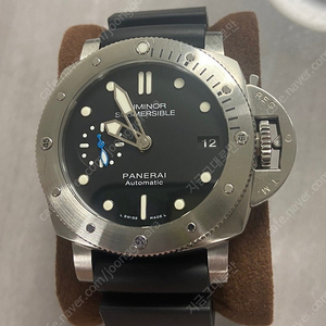 파네라이 섭머저블 42MM PAM00682 (PAM682) 판매합니다.