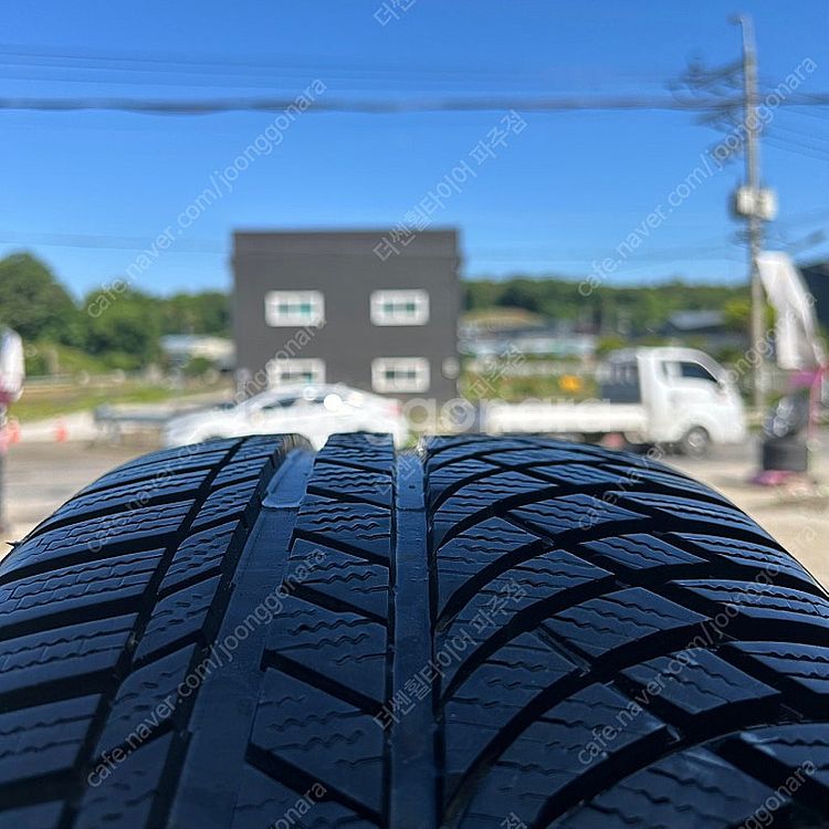 인피니티 Q70 중고 스노우타이어 한대분 245 50 ...--5