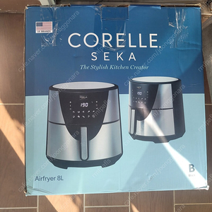 코렐 세카 (CORELLE SEKA) 8L 에어프라이어 팝니다.